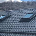 costière posée sur panneau imitation tuiles